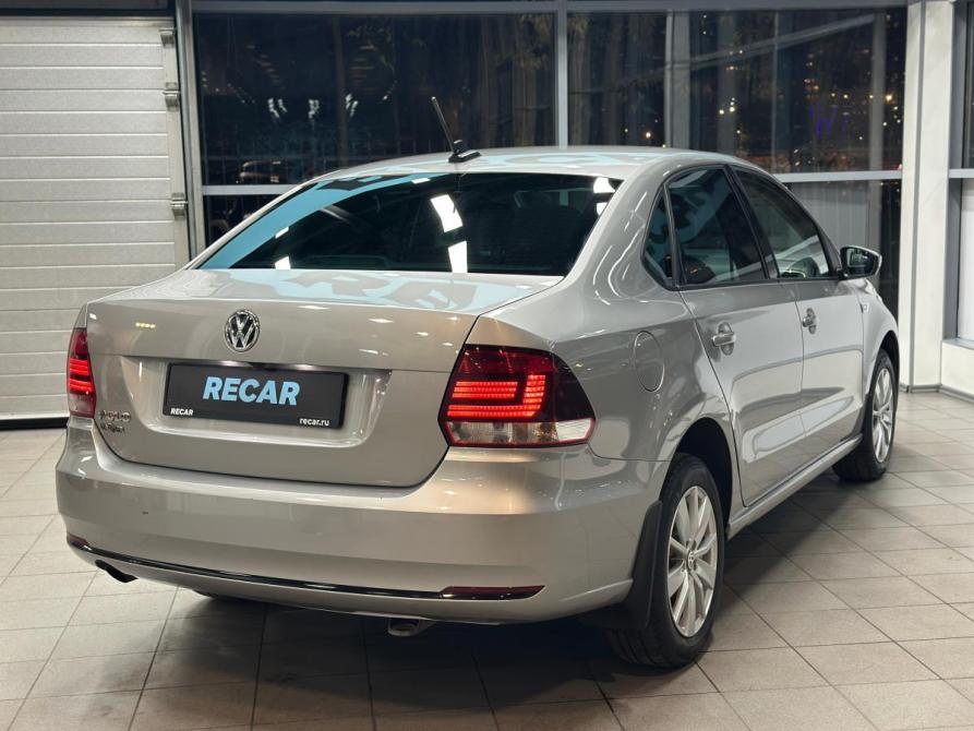 Volkswagen Polo V Рестайлинг Санкт-Петербург  - изображение 37