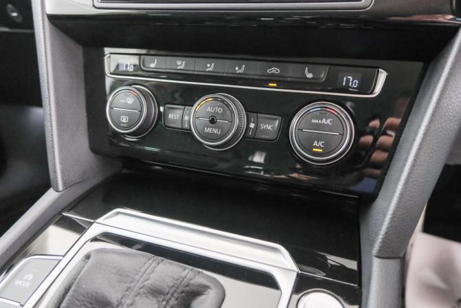 Volkswagen Passat B8 с пробегом 2016 года, цена 1 499 000 рублей, 121000 км, универсал, Автокод Объявления
