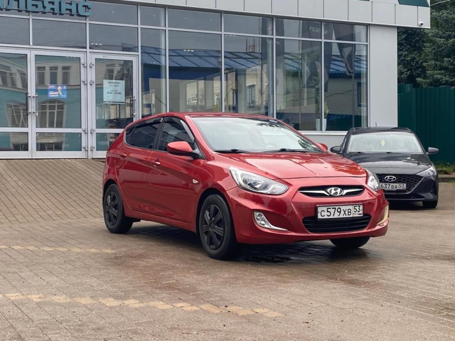 Hyundai Solaris I Великий Новгород  - изображение 1