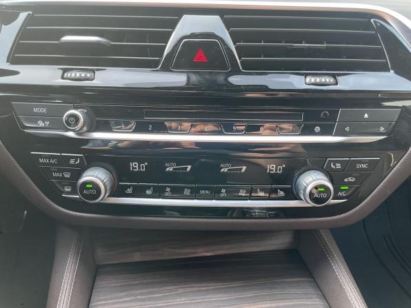 BMW 5 серии VII (G30/G31/G38) с пробегом 2019 года, цена 4 429 000 рублей, 93739 км, седан, Автокод Объявления