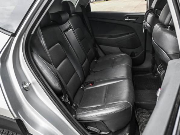 Hyundai Tucson III с пробегом 2015 года, цена 2 339 000 рублей, 30794 км, внедорожник, Автокод Объявления