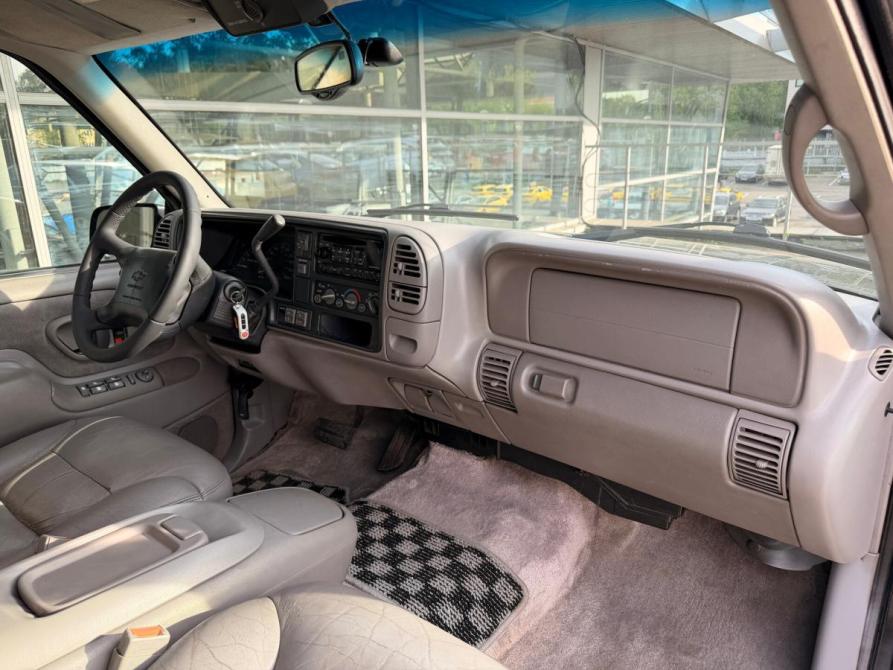Chevrolet Tahoe I Москва  - изображение 14