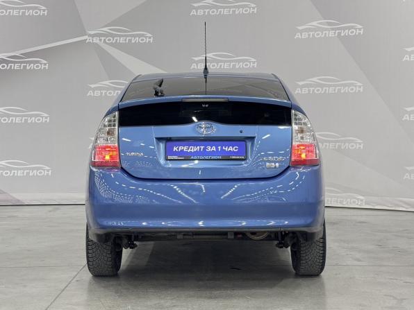 Toyota Prius II Рестайлинг (XW20) с пробегом 2009 года, цена 799 000 рублей, 217000 км, лифтбек, Автокод Объявления