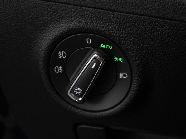 Skoda Superb III Рестайлинг с пробегом 2019 года, цена 2 406 000 рублей, 144397 км, лифтбек, Автокод Объявления