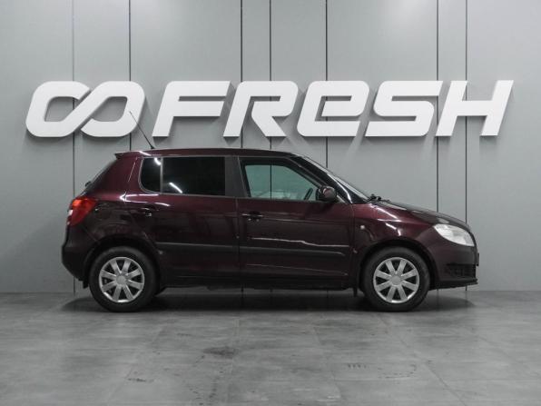 Skoda Fabia II Рестайлинг с пробегом 2011 года, цена 564 000 рублей, 174550 км, хэтчбек, Автокод Объявления