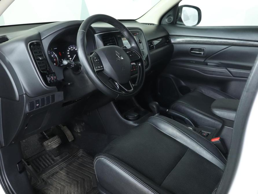 Mitsubishi Outlander III Рестайлинг 2 Москва  - изображение 24