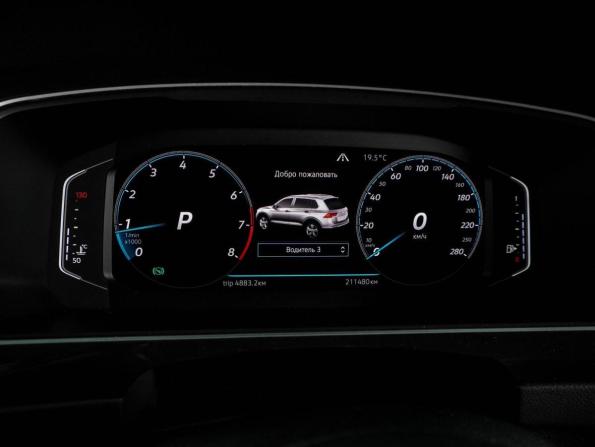 Volkswagen Tiguan II с пробегом 2019 года, цена 2 480 000 рублей, 211480 км, внедорожник, Автокод Объявления