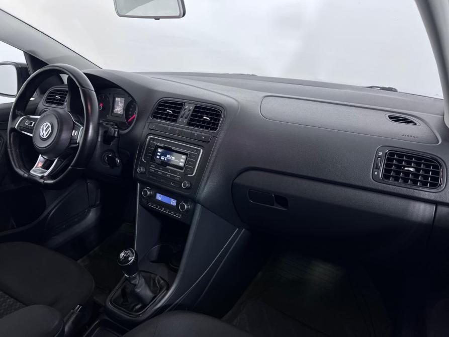 Volkswagen Polo V Рестайлинг Ростов-на-Дону  - изображение 11