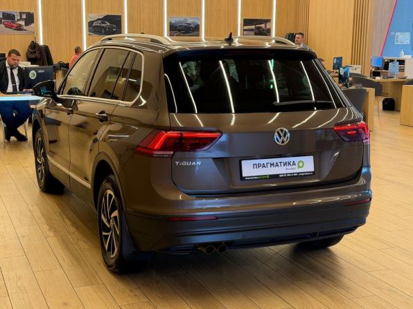 Volkswagen Tiguan II с пробегом 2018 года, цена 2 168 000 рублей, 71000 км, внедорожник, Автокод Объявления