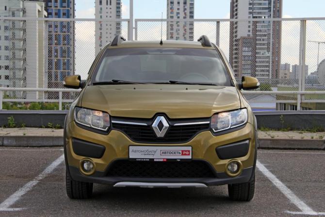 Renault Sandero II с пробегом 2017 года, цена 1 008 900 рублей, 101332 км, хэтчбек, Автокод Объявления