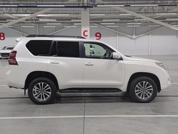 Toyota Land Cruiser Prado 150 Series Рестайлинг 1 с пробегом 2014 года, цена 3 290 000 рублей, 221738 км, внедорожник, Автокод Объявления