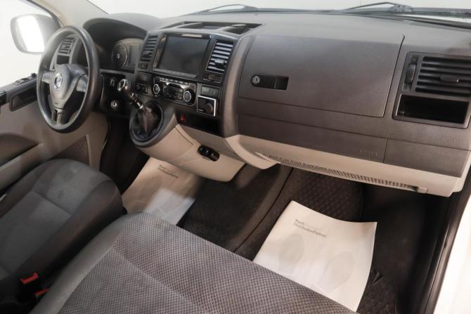Volkswagen Caravelle T5 Рестайлинг с пробегом 2013 года, цена 1 869 000 рублей, 250000 км, минивэн, Автокод Объявления