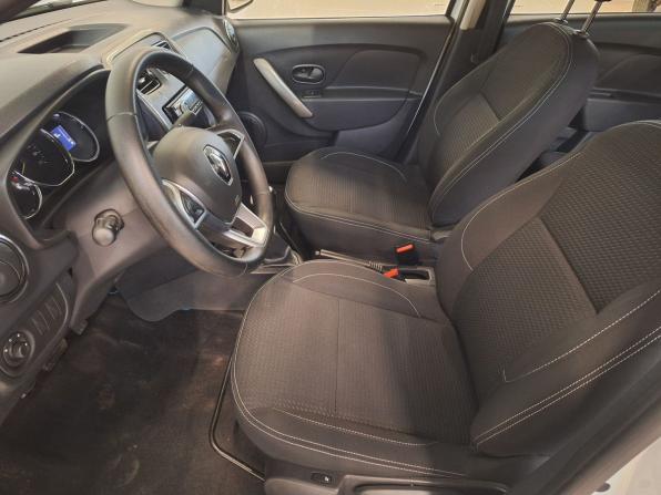 Renault Logan II Рестайлинг с пробегом 2021 года, цена 870 000 рублей, 98520 км, седан, Автокод Объявления