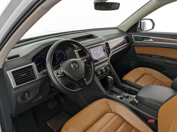 Volkswagen Teramont I с пробегом 2018 года, цена 3 990 000 рублей, 43164 км, внедорожник, Автокод Объявления