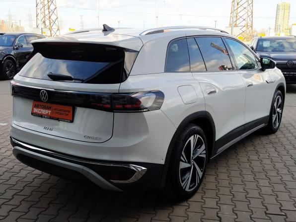 Volkswagen ID.6 с пробегом 2022 года, цена 3 100 000 рублей, 61174 км, внедорожник, Автокод Объявления