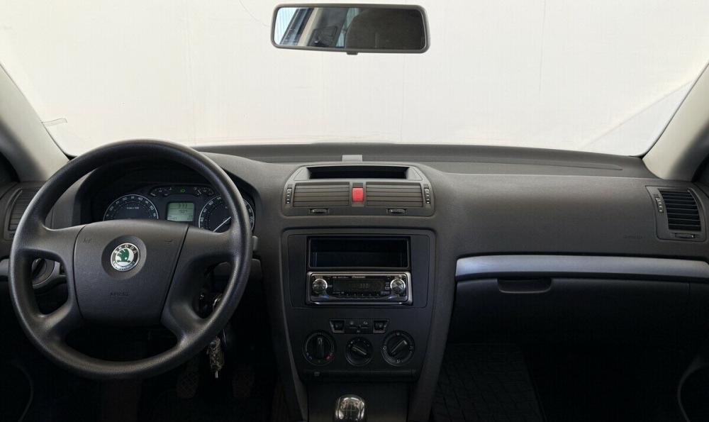 Skoda Octavia II (A5) Москва  - изображение 5