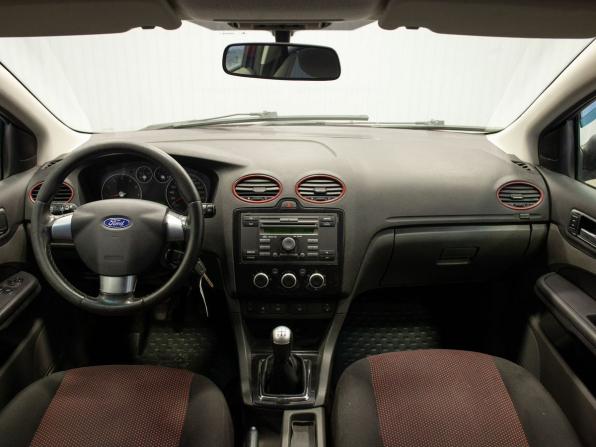 Ford Focus II с пробегом 2006 года, цена 420 000 рублей, 259952 км, хэтчбек, Автокод Объявления