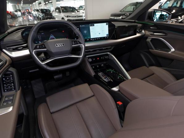 Audi Q5 III с пробегом 2025 года, цена 7 400 000 рублей, 3421 км, внедорожник, Автокод Объявления