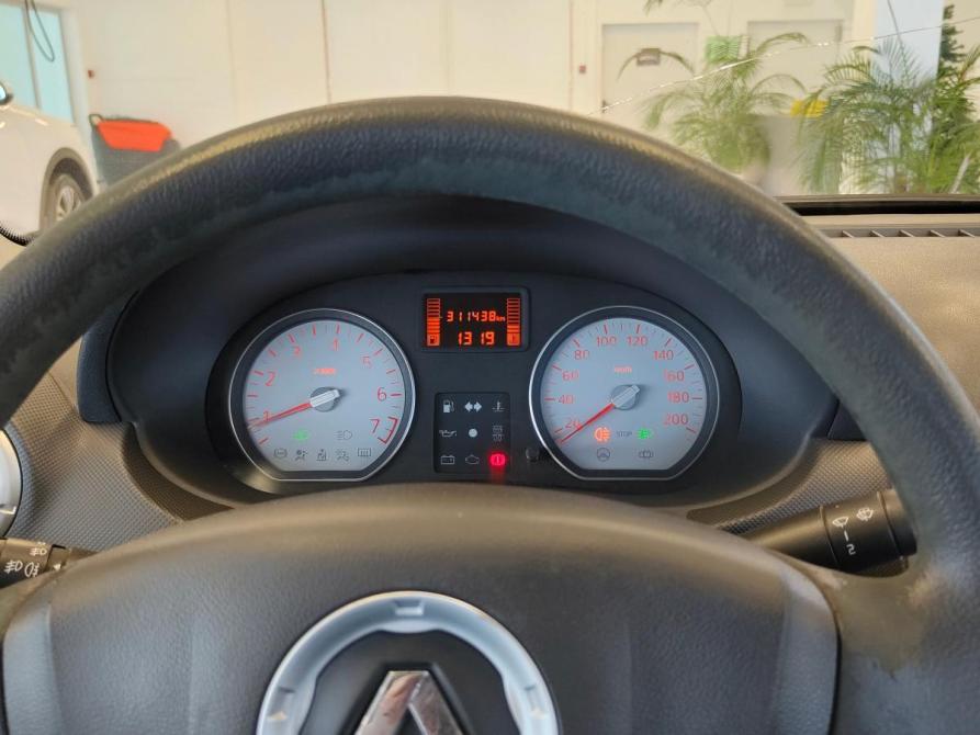 Renault Logan I Рестайлинг Санкт-Петербург  - изображение 11