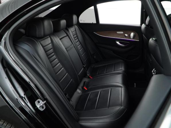 Mercedes-Benz E-Класс V (W213 S213 C238) Рестайлинг с пробегом 2023 года, цена 5 498 999 рублей, 93902 км, седан, Автокод Объявления