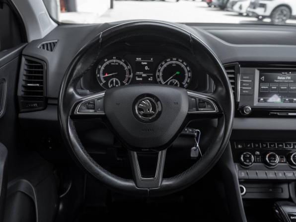 Skoda Karoq I с пробегом 2020 года, цена 2 095 000 рублей, 102110 км, внедорожник, Автокод Объявления