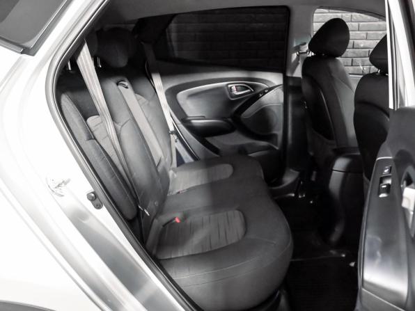 Hyundai ix35 I Рестайлинг с пробегом 2014 года, цена 950 000 рублей, 270077 км, внедорожник, Автокод Объявления