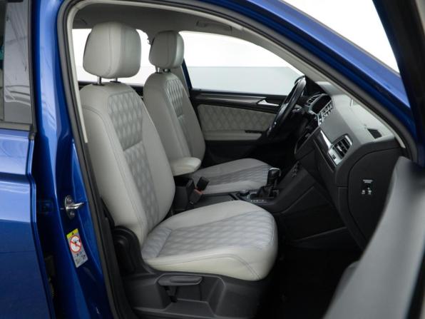 Volkswagen Tiguan II с пробегом 2020 года, цена 3 135 055 рублей, 93727 км, внедорожник, Автокод Объявления