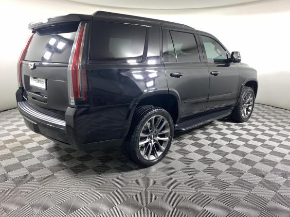 Cadillac Escalade IV с пробегом 2019 года, цена 4 900 000 рублей, 119114 км, внедорожник, Автокод Объявления