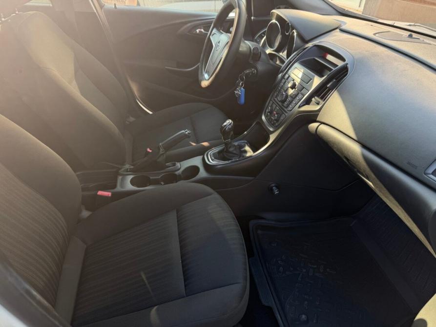 Opel Astra J Рестайлинг Оренбург  - изображение 13
