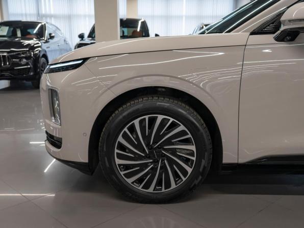 Exeed Exlantix ET с пробегом 2025 года, цена 4 990 000 рублей, 23404 км, внедорожник, Автокод Объявления