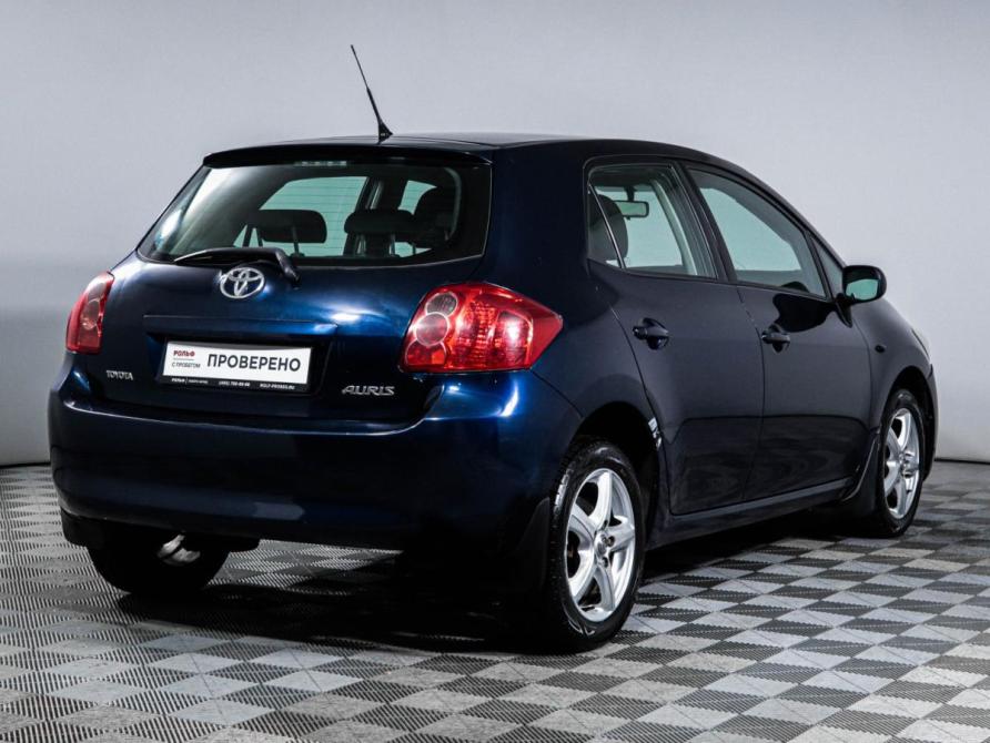 Toyota Auris I Москва  - изображение 6
