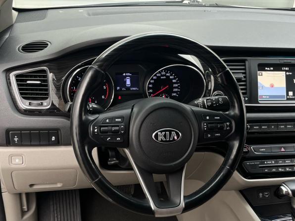 Kia Carnival III с пробегом 2019 года, цена 2 790 000 рублей, 137804 км, минивэн, Автокод Объявления