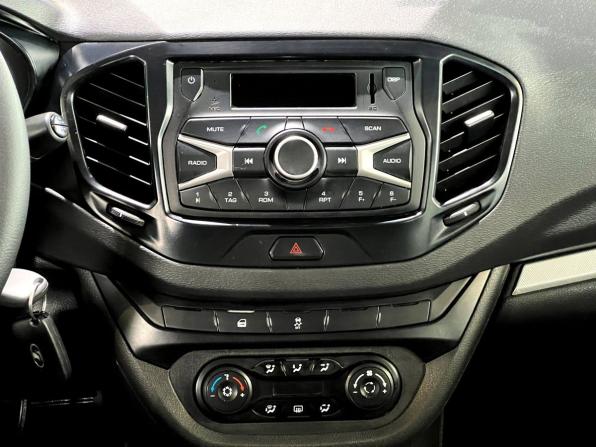 Lada (ВАЗ) Vesta I с пробегом 2020 года, цена 930 000 рублей, 109557 км, седан, Автокод Объявления