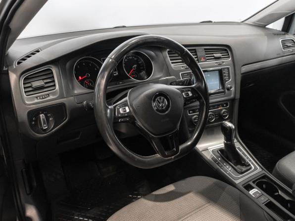 Volkswagen Golf VII с пробегом 2013 года, цена 1 420 000 рублей, 134674 км, хэтчбек, Автокод Объявления