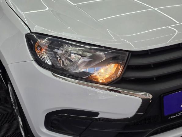 Lada (ВАЗ) Granta I Рестайлинг с пробегом 2025 года, цена 1 049 000 рублей, 12388 км, седан, Автокод Объявления