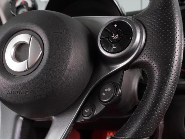 Smart Fortwo III с пробегом 2020 года, цена 2 299 000 рублей, 44908 км, хэтчбек, Автокод Объявления