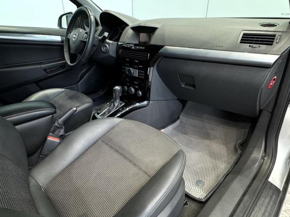 Opel Astra H Рестайлинг с пробегом 2014 года, цена 940 000 рублей, 154152 км, универсал, Автокод Объявления