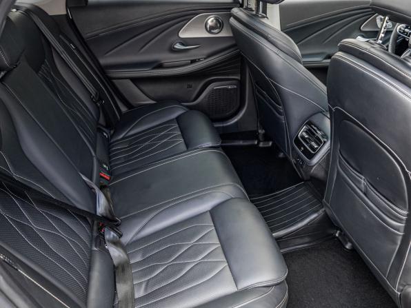 Chery Arrizo 8 с пробегом 2023 года, цена 2 171 000 рублей, 20856 км, седан, Автокод Объявления