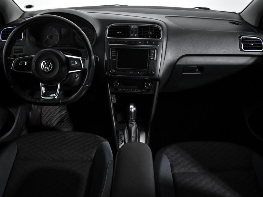 Volkswagen Polo V Рестайлинг Санкт-Петербург  - изображение 16