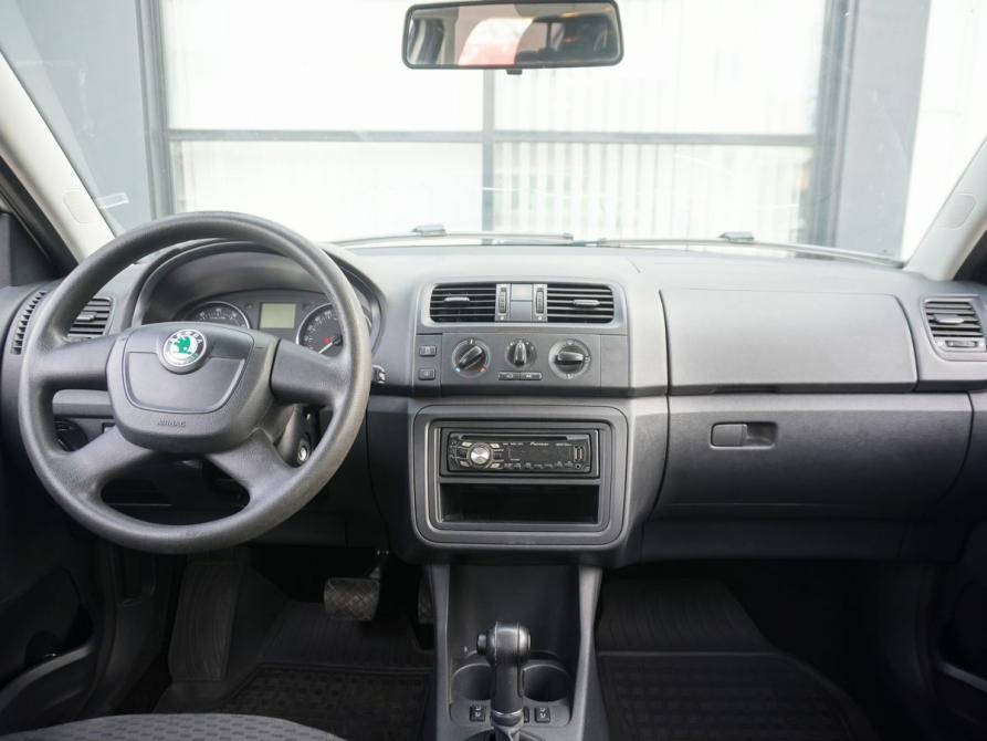 Skoda Fabia II Рестайлинг Москва  - изображение 12