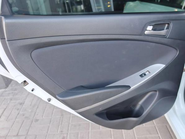 Hyundai Solaris I Рестайлинг с пробегом 2014 года, цена 1 080 000 рублей, 72509 км, седан, Автокод Объявления