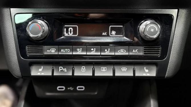 Skoda Rapid II с пробегом 2021 года, цена 1 450 000 рублей, 81563 км, лифтбек, Автокод Объявления
