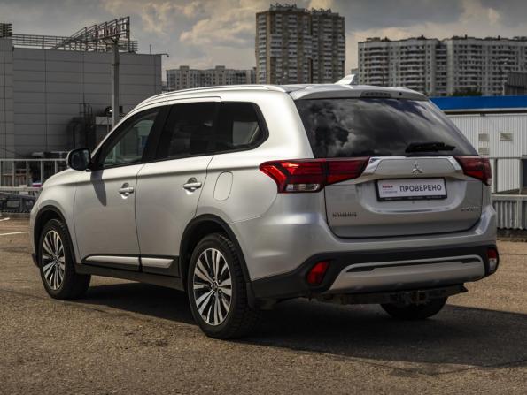 Mitsubishi Outlander III Рестайлинг 3 с пробегом 2019 года, цена 2 279 000 рублей, 77200 км, внедорожник, Автокод Объявления
