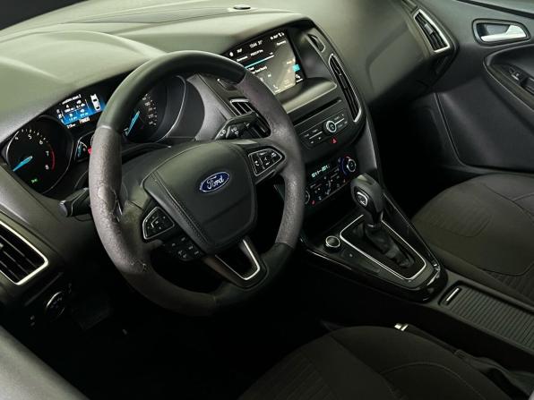 Ford Focus III Рестайлинг с пробегом 2018 года, цена 1 257 000 рублей, 205217 км, седан, Автокод Объявления
