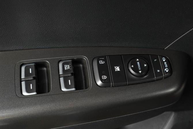 Kia Sportage IV с пробегом 2016 года, цена 1 699 000 рублей, 126500 км, внедорожник, Автокод Объявления