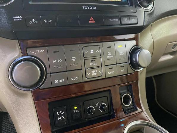 Toyota Highlander II (XU40) Рестайлинг с пробегом 2013 года, цена 2 091 429 рублей, 278576 км, внедорожник, Автокод Объявления