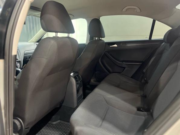 Volkswagen Jetta VI Рестайлинг с пробегом 2014 года, цена 1 179 900 рублей, 121500 км, седан, Автокод Объявления