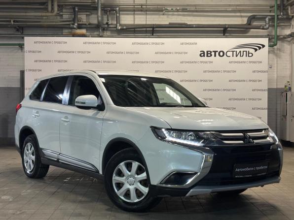 Mitsubishi Outlander III Рестайлинг 2 с пробегом 2017 года, цена 1 329 000 рублей, 207000 км, внедорожник, Автокод Объявления