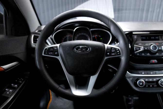 Lada (ВАЗ) Vesta I с пробегом 2018 года, цена 1 420 000 рублей, 145847 км, универсал, Автокод Объявления