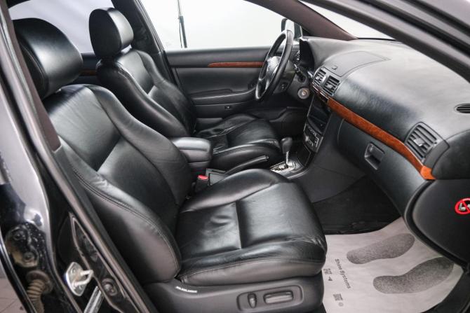 Toyota Avensis II Рестайлинг с пробегом 2008 года, цена 999 000 рублей, 340000 км, седан, Автокод Объявления